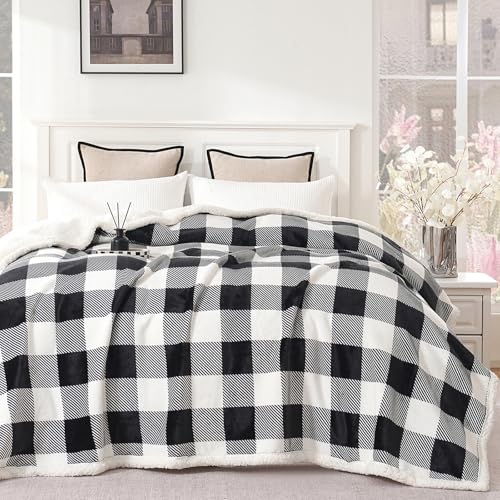 PU MEI Sherpa Fleece Throw Blanket 80" x 90" Reversible Plush Fluffy Large Big Blanket Lattice Flannel Blankets for All Season Use, Black and White - color: Black and White, size: 80"*90"