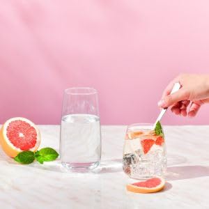 KROSNO Water Glasses Set of 6, 23.7 oz, Modern Collection | Drinking Glasses, Lead-Free Crystal Glassware, Juice Glasses, Water Glass Set, Dishwasher Safe, Made in Europe - size: 21 fl oz (Set of 6)