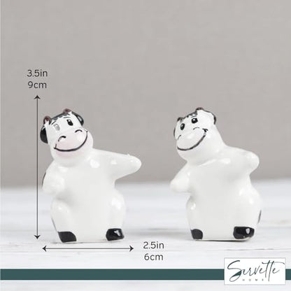 Hugging Cows Salt and Pepper Shaker, SVSP0211CW - color: Hugging Cows