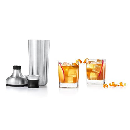 OXO Steel Cocktail Shaker with Strainer, Stainless Finish - 24 oz Capacity | Bar Tool, Easy-Grip Design, Home Bar, Bartending Equipment, Beginner-Friendly, Leak-Proof, Single Wall Shaker