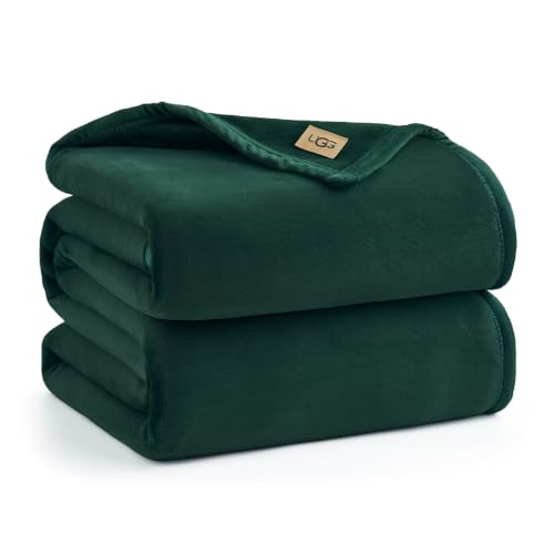 UGG Coco Queen Bed Blanket, Plush Fleece Blanket, 90" x 92", Green | Fits Full & Queen Beds, Oversized Throw, Bedroom Decor, Gifts for Women and Men, Oeko-Tex Certified, Luxury - color: Green, size: Queen