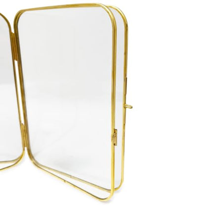 Isaac Jacobs 5x7 Gold Double-Sided Metal Floating Photo Frame w/ClaspLock | Double-Sided Round-Edged Brass & Glass Metal Floating Picture Frame Locket Closure (Vertical), Tabletop (5x7, Antique Gold) - color: Antique Gold, size: 5x7