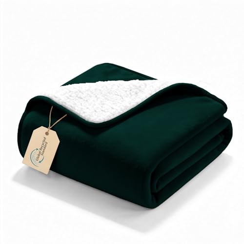 gogobunny Waterproof Bed Blanket, Reversible Sherpa Fleece Throw Blanket for Dog Puppy Cat, Furniture Cover Protects Bed Couch Sofa from Liquid Pee and Pet Fur (Forest Green, 25x35 inches) - color: Forest Green, size: 25x35 inches