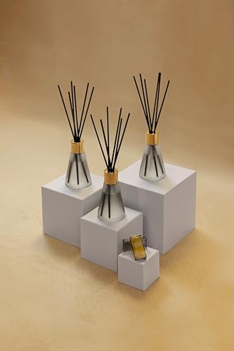 Aroma Blossom Mini Reed Diffuser Set of 3 Oil Diffuser 3.5 Oz for Gifting,Closet Air Freshner,for Bathroom Air Fresheners - color: Gold