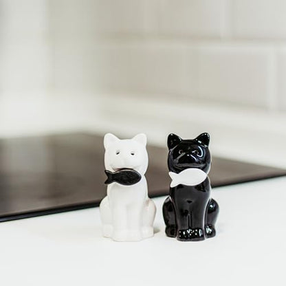 Fisura - Original salt and pepper shaker "cat". Salt and pepper set for the table in the shape of a cat. Set of ceramic salt and pepper shakers. 2 pieces. 1,97 x 3,54 - color: Cat
