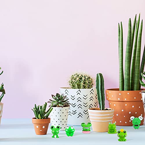 Jetec 45 Pcs Mini Resin Frog Bulk Figurines Frogs Hide Cute Miniature Garden Accessories Resin Animals Model Landscape Cupcakes Decoration DIY for Home Christmas Party Supplies Cake Topper Decor