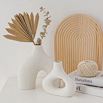 2Pcs Ceramic White Vase Set Irregular Flower Vases Decorative Minimalism Style Flower Vases for Pampas Grass Modern Home Decorative Vase for Wedding Party Dinner Table Office Bedroom ZHAZHAMO