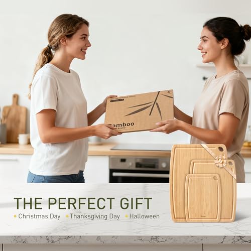Lightweight Durable Bamboo Cutting Board Set with Non-Slip Feet, Wood Cutting Board for Busy Kitchen, Easy Clean Wooden Chopping Boards with Juice Groove Best House Warming Gift Set of 3 (S+M+L) - color: Natural Bamboo, size: Set of 3 (Small + Medium + La