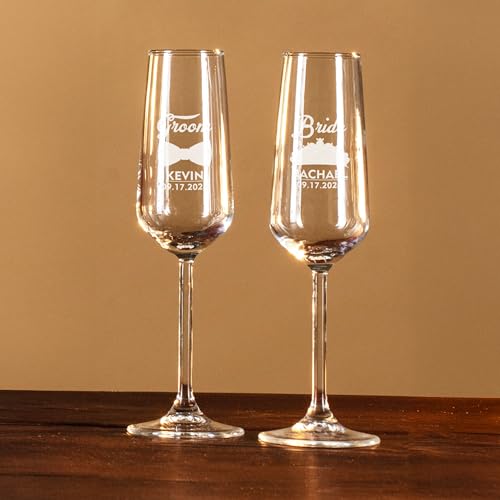 Personalized Bride and Groom Champagne Flutes – Bow Tie & Crown Design Wedding Glasses, Custom Names & Date, Wedding Toast Champagne Glasses (Champagne Flutes-D5) - color: Champagne Flutes-D5