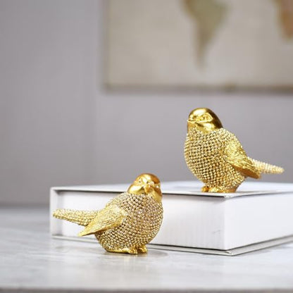 Set of 2 Pcs Small Gold Birds Statues Home Decor Modern Style Decorative Ornaments for Living Room Decor, Bedroom, Office Desktop, Cabinets Collectible Bird Figurine