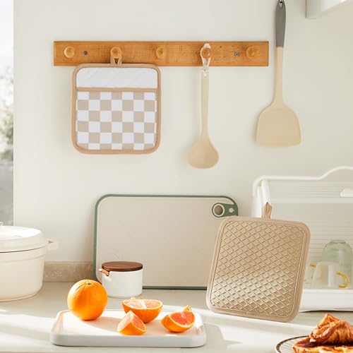 Ohocut Beige Checkered Pot Holder, Checkerboard Potholders for Kitchen, Silicone Pot Holders with Pocket for Kitchen Clearance 2 Pack Set, Hot Pads and Oven Mitts for Cooking Baking - color: Beige