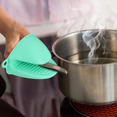 2 PCS Mini Silicone Oven Gloves Heat Resistant Cooking Pinch Mitts Potholder for Kitchen Cooking & Baking (Mint Green) - color: Mint Green