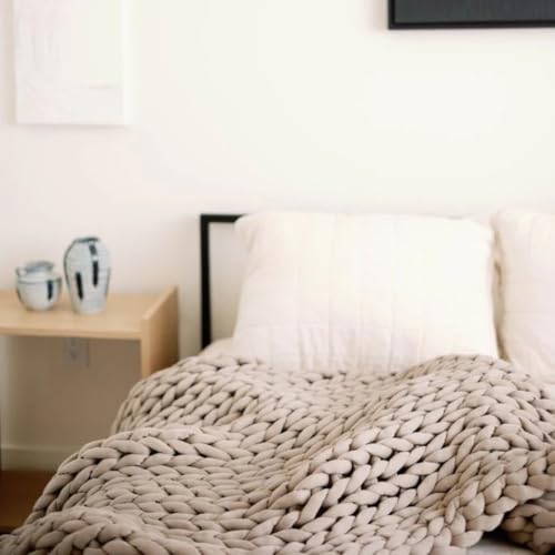 Chunky Knit Weighted Blanket - Breathable, Cooling, Hand Made Knit Throw Blanket for Sleep for Relaxation - Machine Washable, Stylish Design (Taupe, Throw | 12lbs | 44"x60") | Soft jersey-knit Taupe shell, 100% recycled hypoallergenic fill. Cooling weight