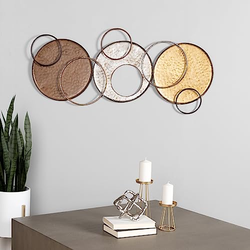 Stratton Home Decor Knoxville Wall Decor - Traditional Geometric Decorative Centerpiece - Metal Sculpture, Classic Art Piece for Living Room, Hallway, Dining Area, Office, Entryway - Housewarming Gift