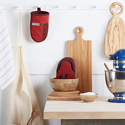 KitchenAid Beacon Two-Tone Non-Slip Mini Oven Mitt Set, Smoked Paprika, 5.5"x8", 2 Piece - color: Smoked Paprika