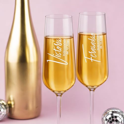 Personalized Champagne Flutes with Names – Vertical Engraved Wedding Glasses, Custom Couple Champagne Flute, Last Name & Date, Wedding Toast Glasses (Champagne Flutes-D3) - color: Champagne Flutes-D3