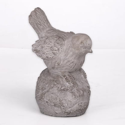 Small Cement Bird Statue, Gray Concrete Finish (4.5 X 3.75 X 7.5 Inches) | Decorative Bird Figurine With A Gray Concrete Finish, Ideal For Patios, Lawns, Yards, Tables, And Outdoor Spaces. - size: 4.50"x3.75"x7.50"H