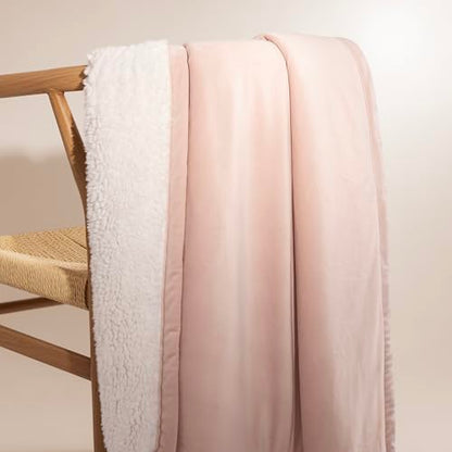 UGG Bliss Fleece Throw Blanket for Couch, 50''x70'', Quartz Pink | Super Soft & Reversible, Plush Fluffy Bedding, Oeko-Tek Compliant, Giftable Blanket, Medium Weight, Machine Washable - color: Pink