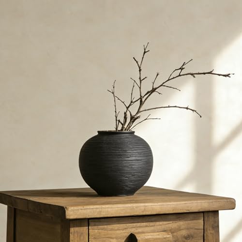 Black Round Vase, 6.1" Matte Black Ceramic Vase, Small Textured Pottery Vase for Fresh Flowers, Rustic Farmhouse Table Vases for Living Room Shelf Entryway Home Decor - color: Dark Black, size: 6.1in
