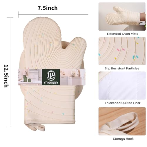 4 Pieces Oven Mitts and Pot Holders of Macaron Color Thickened Non-Slip Silicone Kitchen Gloves, Heat Resistant up to 500F, Essential for Kitchen Baking (makal-bai) - color: Silicone-white