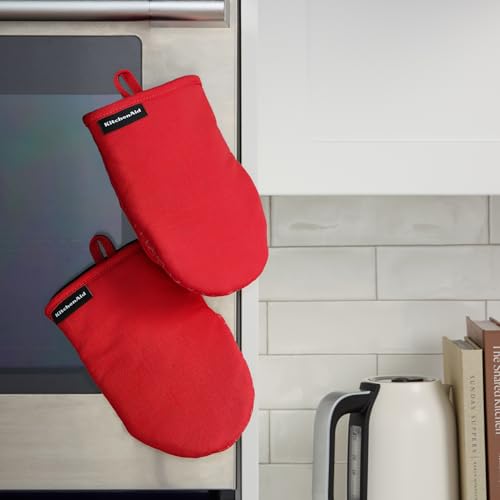KITCHENAID Gourmet Series Gridlines Mini Oven Mitts 2-Pack Set, Heat Resistant up to 600°F, Soft Silicone Grip, Magnetic Cuff, Passion Red, 5.5"x9" - color: Passion Red