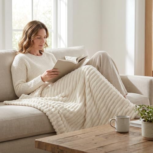 Nookly Beige Twin Size Fleece Blanket, Soft Lightweight Ribbed Plush Bed Blanket, Cozy All-Season Striped Fleece Twin Throw for Bedroom and Home, 60x80 Inches - color: Beige, size: Twin(60"x80")