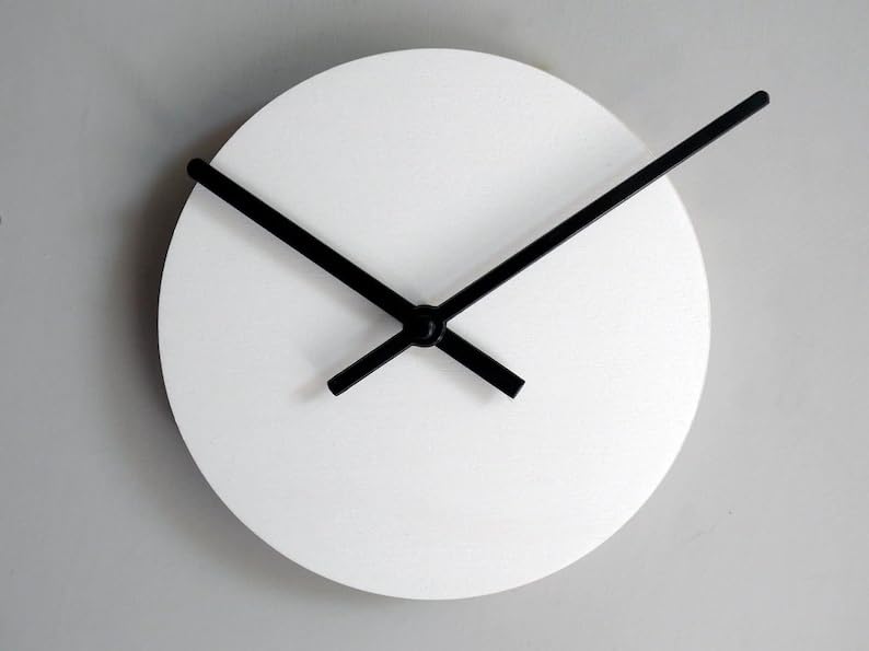 Minimalist Wooden Wall Clock, Natural Wood Round Clock with Black Hands, Modern Silent Non-Ticking Wall Clock for Living Room Bedroom Office Kitchen, 12 Inch