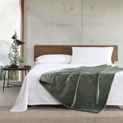 Eddie Bauer - Blanket, Super Soft Reversible Sherpa & Brushed Fleece Bedding, Throw Blankets for Couch, Ideal for Lounging (Ultra Lux Solid Green) - color: Ultra Lux Solid Green