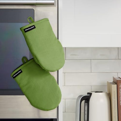 KITCHENAID Gourmet Series Gridlines Mini Oven Mitts 2-Pack Set, Heat Resistant up to 600°F, Soft Silicone Grip, Magnetic Cuff, Matcha Green, 5.5"x9" - color: Matcha Green