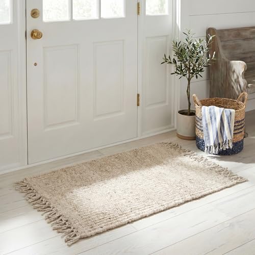 SAFAVIEH Natural Fiber Collection Accent Rug - 2'6" x 4', Ivory, Handmade Boho Fringe Woven Jute, Ideal for High Traffic Areas in Entryway, Living Room, Bedroom (NF368B) - color: Ivory, size: 2'6" x 4' (Rectangular)