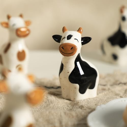 Ceramic Cartoon Cows Shape Salt & Pepper Shakers Set, Hand-Painted Cows Salt and Pepper Shakers, 2 PCS Set-Brown-B