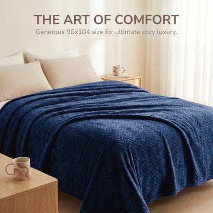 Exclusivo Mezcla Soft Fleece Blanket King Size, Cozy Lightweight Blankets with Decorative Wave Textured Suitable for All Season Use, Navy Blue, 90x104 Inches | 90"x104" Breathable Lightweight Flannel Blanket for Summer, Plush Cozy Jacquard Wave for Home D