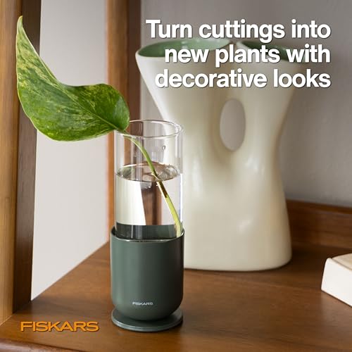 Fiskars 5oz Plant Propagator Glass Vase for Hydroponic Indoor Gardening | Single Vase with Metal Stand for Rooting Cuttings, Houseplants & Decor, Straight Sided Flute for Safe Root Removal, Clear