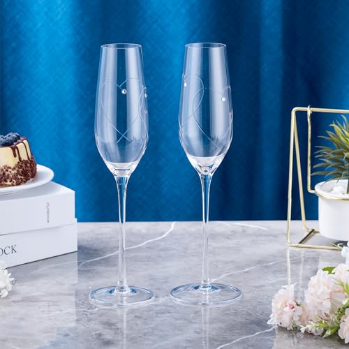 Champagne Glasses, Wedding Champagne Flutes Set of 2 | Mr and Mrs Champagne Flutes, Engraved Love Heart Design Embellished Wedding Champagne Glasses for Bride Shower Gifts