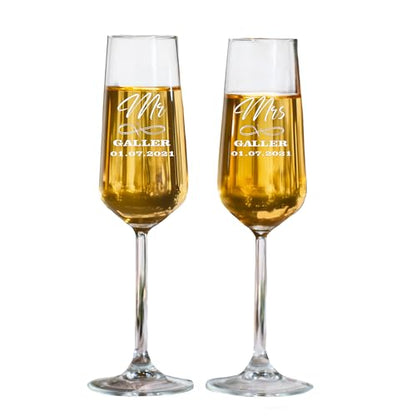 Personalized Mr and Mrs Champagne Flutes – Engraved Wedding Glasses with Last Name & Date, Custom Mr & Mrs Toast Glasses, Wedding Champagne Flutes (Champagne Flutes-D7) - color: Champagne Flutes-D7