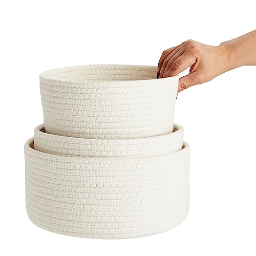 Farmlyn Creek 3 Piece Round Basket Set - Versatile Storage Bins for Organizing - Space-Saving Nesting Round Baskets for Shelves - Pack of 3, 9x9x4.5in/8.3x8.3x4.3in/7.5x7.5x4in