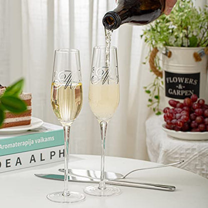 Wedding Cake Cutting Set, Champagne Flutes Wedding Registry Must Haves | Cake Cutting Set for Wedding, Wedding Cake Knife and Server Set & Mr and Mrs Champagne Flutes for Bridal Showr Gifts - color: MR & MRS Silver