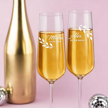 Personalized Champagne Flutes with Names – Minimal Laurel Design Engraved Wedding Glasses, Custom Name & Date Champagne Flute, Wedding Toast Glasses (Champagne Flutes-D6) - color: Champagne Flutes-D6