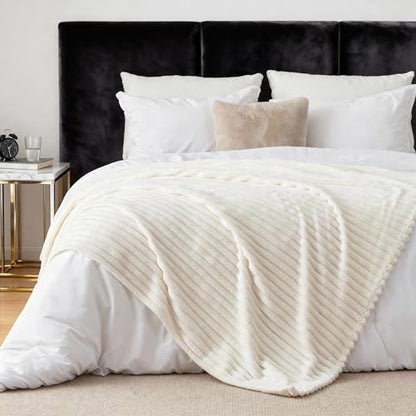 Nookly Cream Twin Size Fleece Blanket, Soft Lightweight Ribbed Plush Bed Blanket, Cozy All-Season Striped Fleece Twin Throw for Bedroom and Home, 60x80 Inches - color: Cream, size: Twin(60"x80")