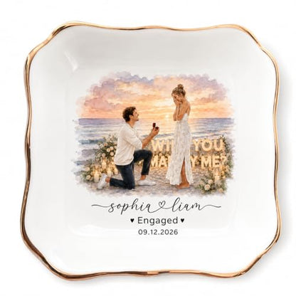 LullabyMall Luxury Custom Photo Watercolor Couple Portrait Ring Dish, Customized Engagement Ring Holder, Bride Jewelry Tray, Wedding Gifts for Bride 2 - color: Scalloped