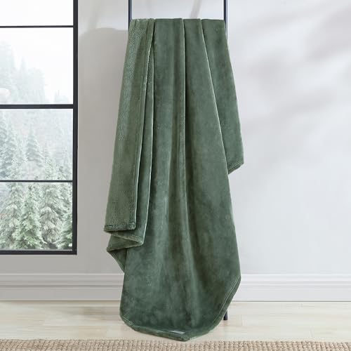 Eddie Bauer - Blanket, Super Soft Reversible Sherpa & Brushed Fleece Bedding, Throw Blankets for Couch, Ideal for Lounging (Ultra Lux Solid Green) - color: Ultra Lux Solid Green
