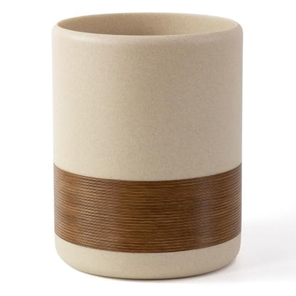 YMXYJM Resin Trash Can, Modern Round Wastebasket, 2 Gallon,Brown | Modern resin trash can with 2-gallon capacity, sturdy base, and open-top design for bathroom, kitchen, office, and home - color: Brown