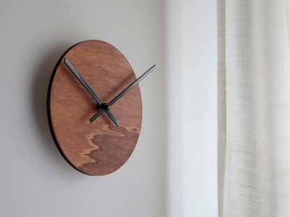 Minimalist Wooden Wall Clock, Natural Wood Round Clock with Black Hands, Modern Silent Non-Ticking Wall Clock for Living Room Bedroom Office Kitchen, 12 Inch