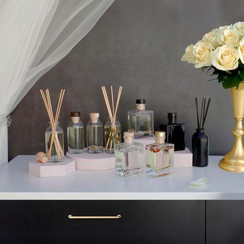 Coconut Breeze Reed Diffuser Oil Set with Reed Sticks – Warm Coconut, Pineapple and Tahitian Vanilla - Made in The USA - color: Coconut Breeze