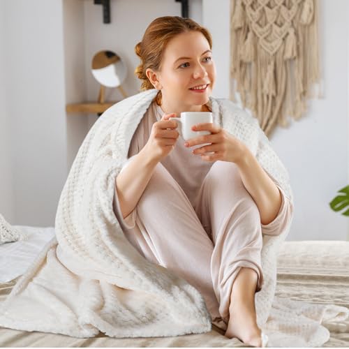 Newwiee 4 Pcs Fleece Throw Blanket, 3D Waffle Textured,Gradient Green | Soft Lightweight Set for Couch Bed Sofa, Warm Winter Throws, No Shedding Pilling, Flannel Waffle Texture, 50x60 Inch - color: Gradient Green