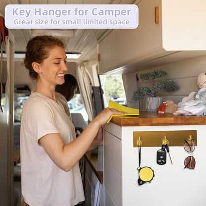 VIS'V Key Holder Wall Mount, Small Adhesive Key Hanger with 3 Hooks, Gold | Metal Material, No Drilling, Extra Adhesive Strip, Suitable for Entryway, Hallway, Doorway, Kitchen, Garage, Camper - color: Gold