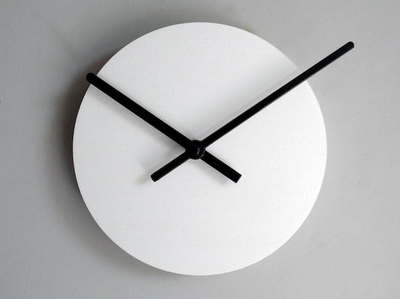Modern Wood Wall Clock, Minimalist Round Silent Wall Clock, Natural Brown Wooden Clock with Black Hands for Living Room Bedroom Office Decor, 12 Inch