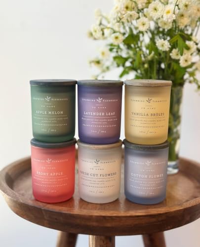 Charming Farmhouse by DW Home Vanilla Brûlée Scented Candle, 14 oz Wooden Wick Candle, Vanilla Bean, Toffee & Toasted Marshmallow Fragrance, Frosted Glass Jar, Up to 56 Hour Burn Time - color: Vanilla Brulee, size: 14 oz