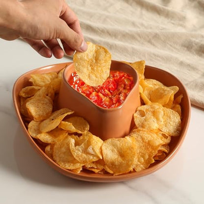 Chip and Dip Serving Set Bowl Cowboy Hat Chips and Salsa Serving Dish Brown. - color: Brown with spots