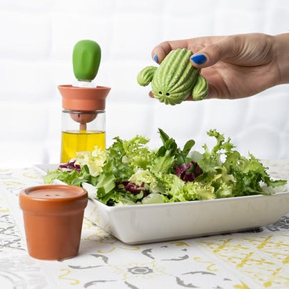 Fisura - Original salt and pepper shaker "cactus". Salt and pepper set for the table in the shape of a cactus. Set of ceramic salt and pepper shakers. 2.75 x 4.52 inches - color: Cactus